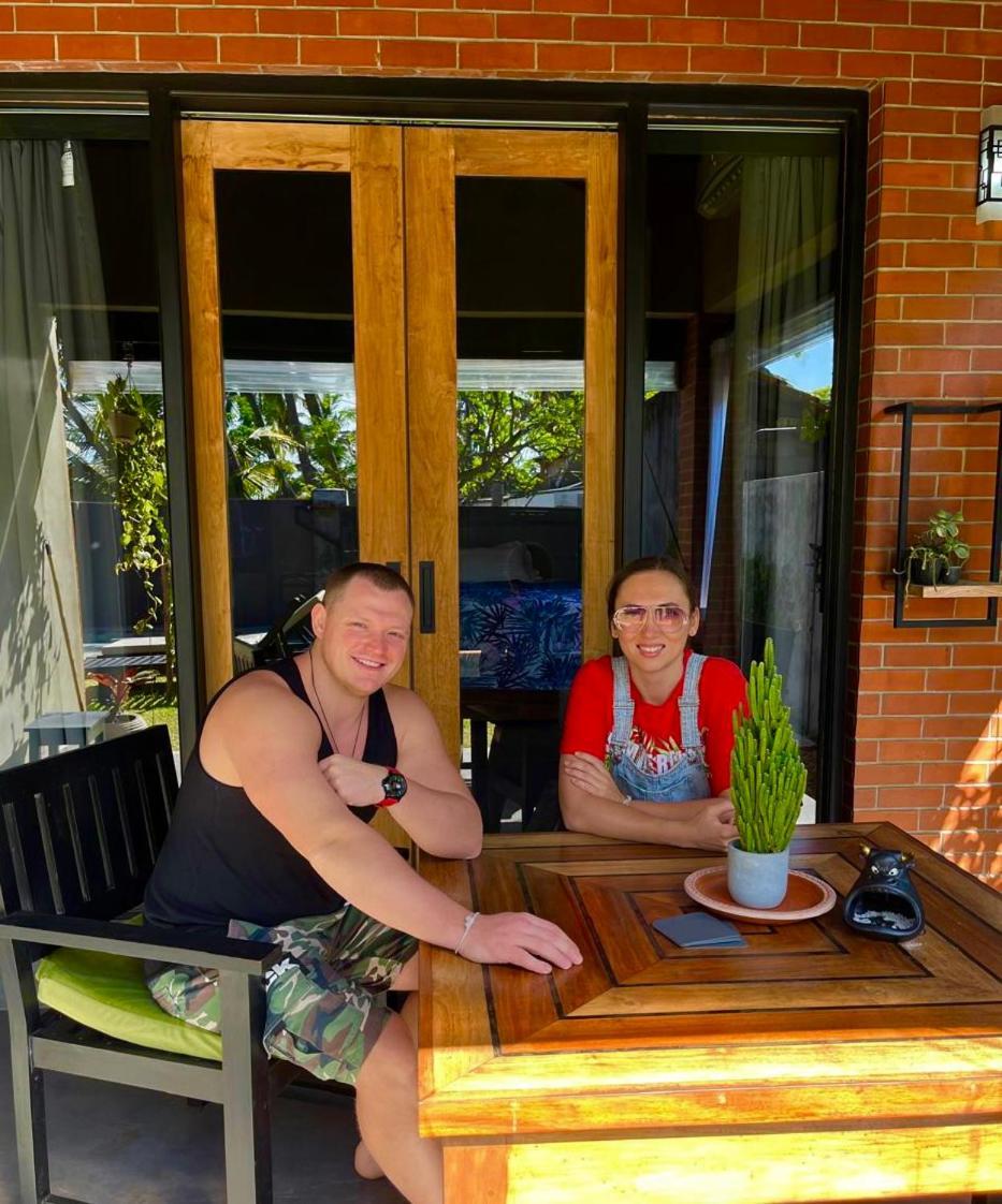 Negombo Morawala Beach Villa Bagian luar foto